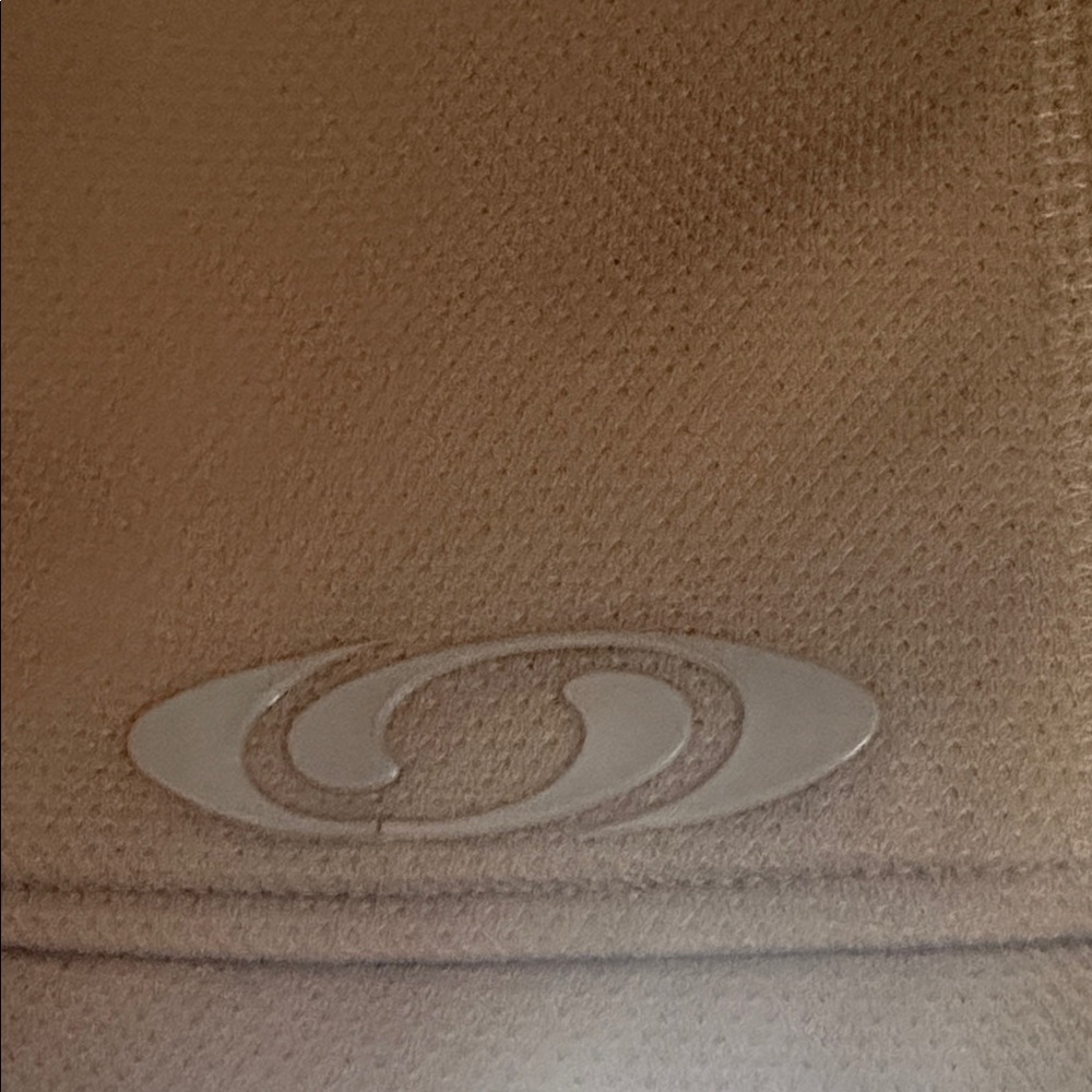 Salomon Women's Brown Lightweight Jacket - Picture 6 of 7
